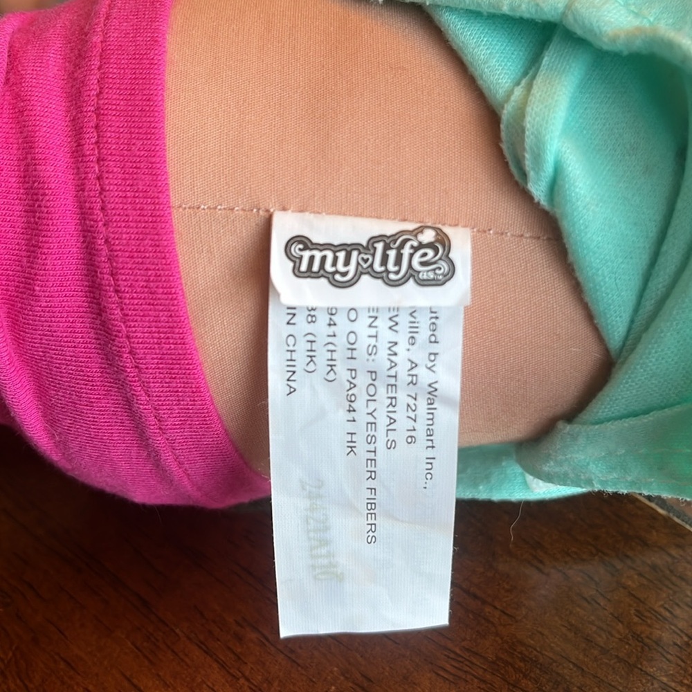 Hostess Pick💥🥳💥My Life Doll with Pink and Green Outfit - Picture 10 of 11